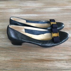 Salvatore Ferragamo Vara Bow Flat Low Heel